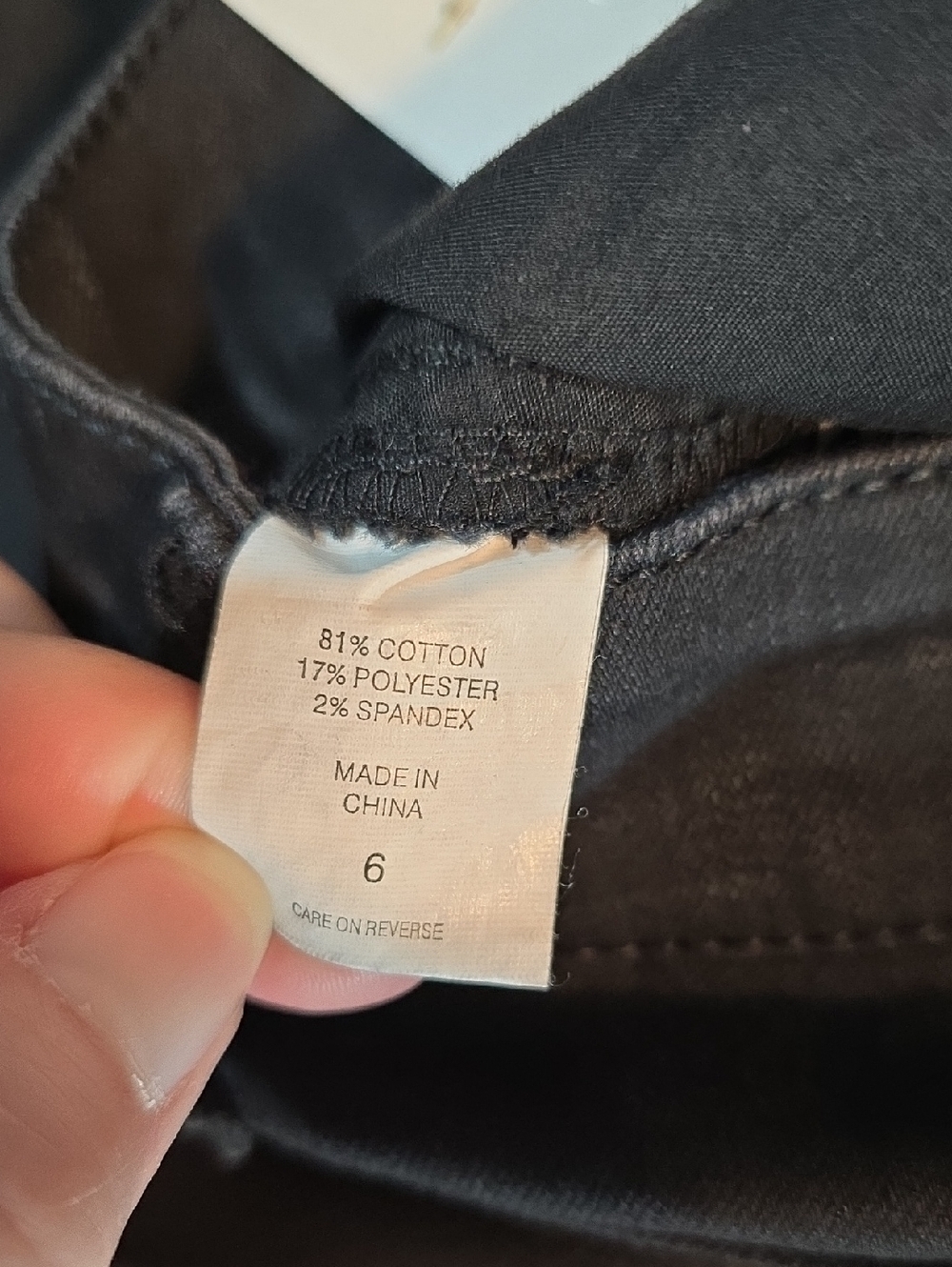 New York & Company Black Curvy Low-Rise Bootcut Jeans Size 6 NWT - Picture 13 of 14